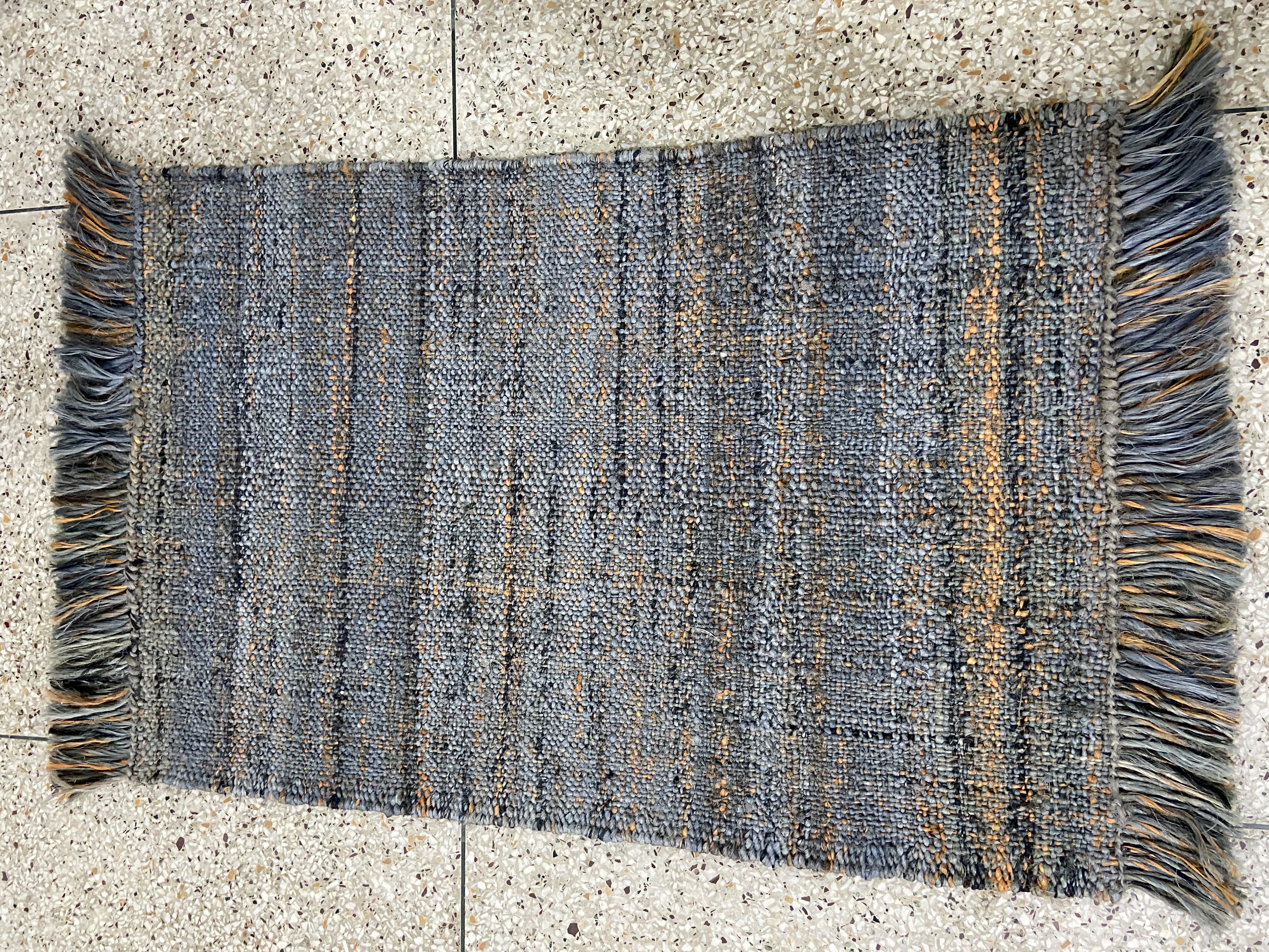 01 Handwoven